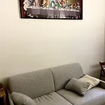 Loge, Studio facing Gare du Nord