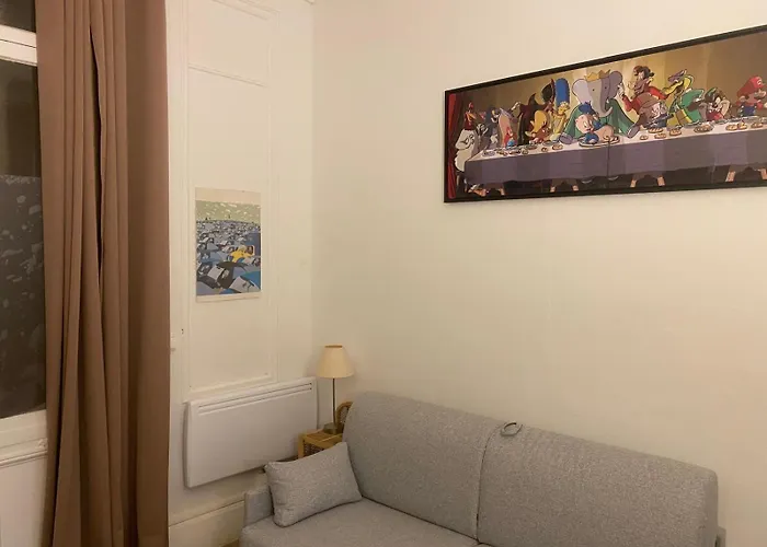 Loge, Studio Facing Gare Du Nord