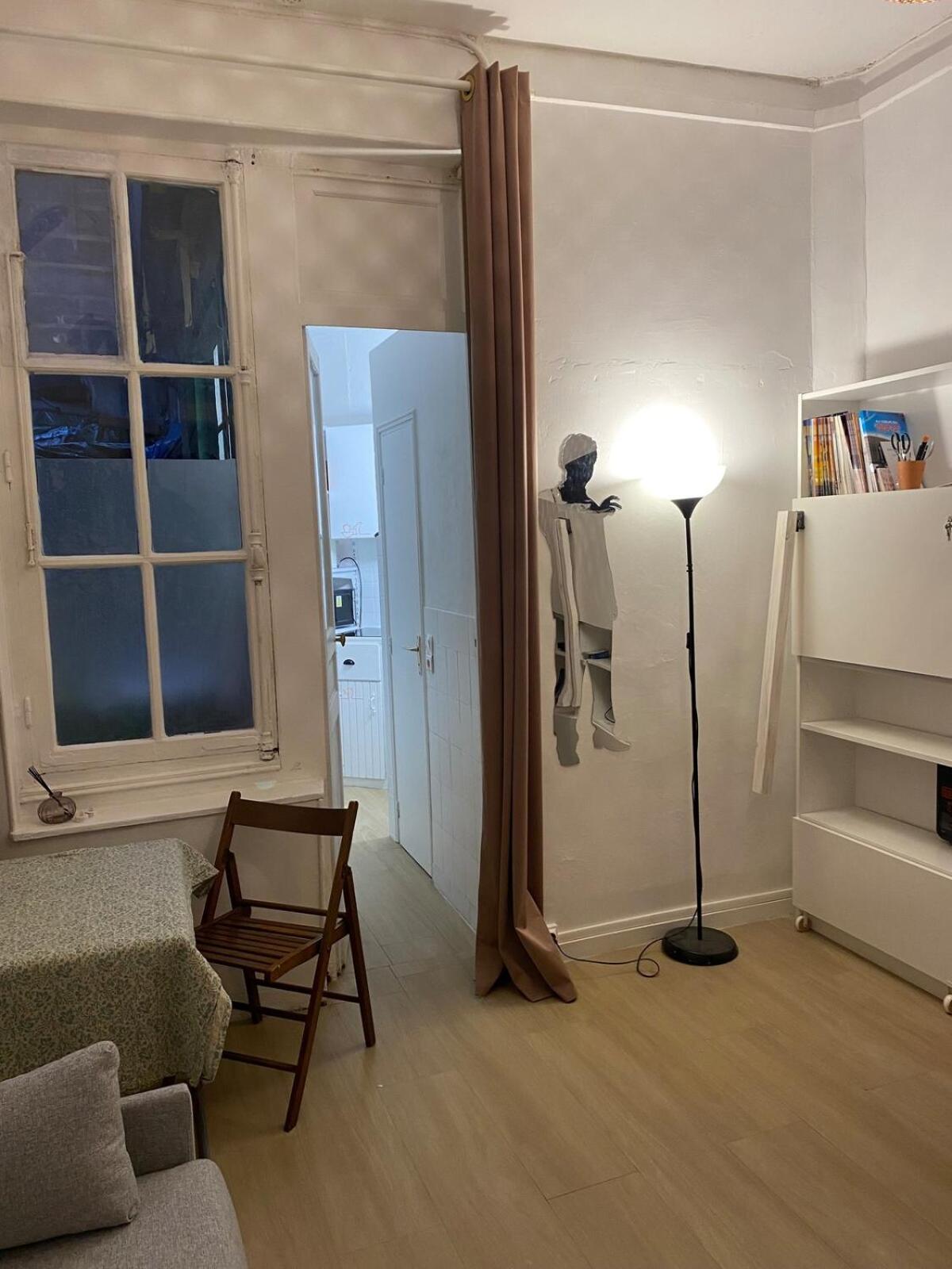 Loge, Facing Gare Du Nord * Parigi